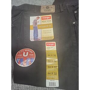 NWT‎ 44x32 Mens Wrangler Jeans Relaxed Fit Black